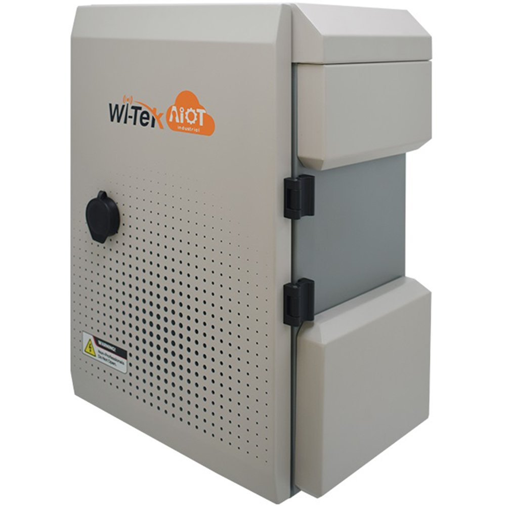 Graues Wi-Tek Gehäuse mit Lüftungslöchern, Logo und einem Warnaufkleber, seitlich montiert.