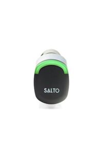 Elektronisches Türschloss von Salto mit schwarzer Front und grünem LED-Licht.