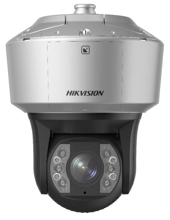 Eine Hikvision Sicherheitskamera in silberner und schwarzer Farbe mit mehreren Linsen und LED-Lichtern, geeignet für den Außeneinsatz.