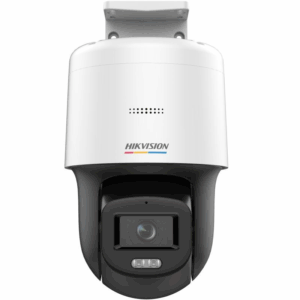 Weiße Überwachungskamera von Hikvision mit drehbarem Objektiv und zwei zusätzlichen Linsen darunter.