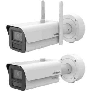 Zwei weiße CCTV-Kameras von Hikvision, eine mit und eine ohne Antenne.