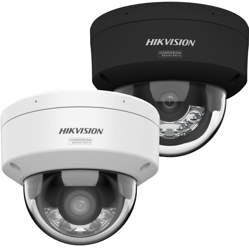 Zwei Überwachungskameras von Hikvision, eine schwarz und eine weiß, mit der Aufschrift 'Corrosion Resistant' unter dem Logo.