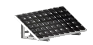 Ein Solarmodul auf einem geneigten Aluminiumgestell, mit einer dunklen, quadratischen Zellenanordnung.
