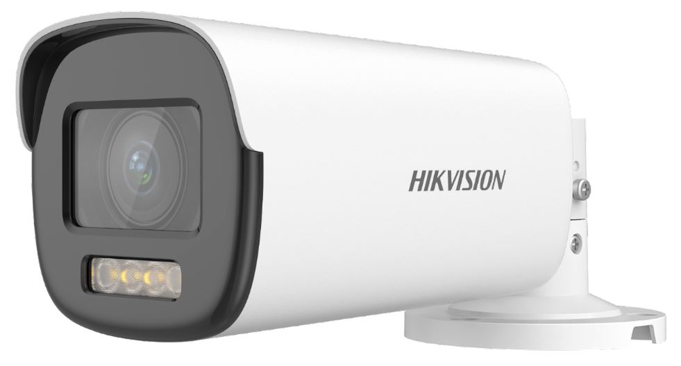 Weiße Überwachungskamera der Marke Hikvision mit schwarzer Front und montierter Halterung.