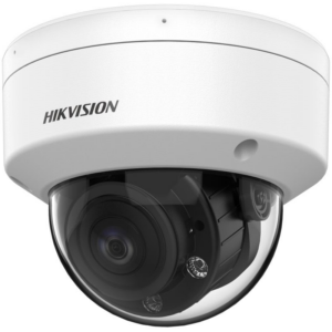 Eine weiße Sicherheits-Dome-Kamera der Marke Hikvision mit einer transparenten Kuppel, die das Objektiv umschließt.
