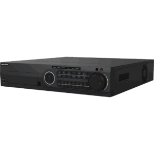 Ein schwarzer, rechteckiger DVR-Rekorder von Hikvision mit mehreren Tasten und Drehreglern an der Vorderseite, sowie Lüftungsschlitzen an der Seite.