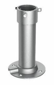 Ein silbernes, zylindrisches Metallrohr mit einer runden Basis, die Löcher für die Befestigung enthält.