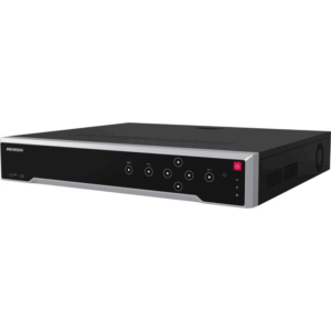 Ein schwarzer HIKVISION Netzwerk-Videorekorder (NVR) mit einem silbernen Rahmen und mehreren Bedienknöpfen an der Frontseite.