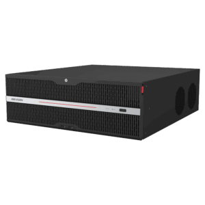 Hikvision Aufzeichnungsgerät mit schwarzem Gehäuse, rotem Akzent und Lüftungsgittern an der Seite.