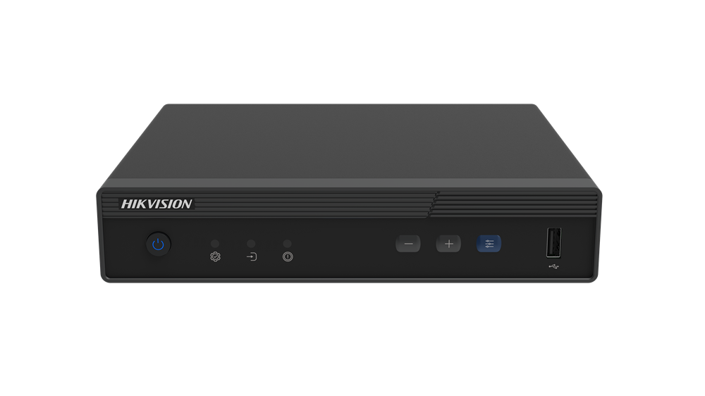 Ein schwarzer Hikvision Digital Video Recorder (DVR) mit Power-Taste, mehreren Funktionstasten und einem USB-Anschluss auf der Vorderseite.