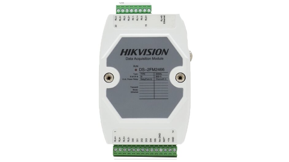 Weißes Datenakquisitionsmodul von Hikvision mit Modellnummer DS-2FM2466, umgeben von grünen Anschlussklemmen.