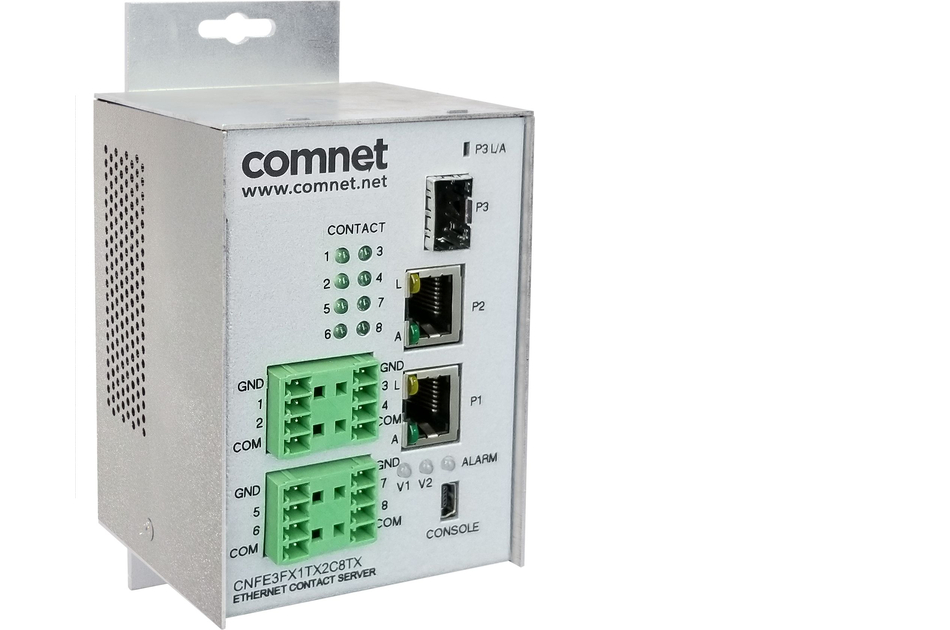 Industrieller Ethernet-Kontakt-Server von Comnet mit mehreren Anschlüssen und grünen Klemmen.