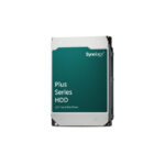 Synology 3.5" Festplatte der Plus-Serie mit grünem Etikett und weißem Rand.