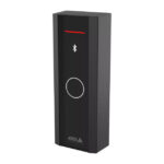 Schwarze, rechteckige Zugangskontrolleinheit mit Bluetooth-Symbol und rotem Lichtstreifen oben.