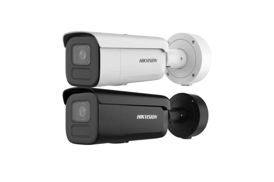Zwei Überwachungskameras, eine weiße und eine schwarze, beide mit dem Logo "Hikvision", nebeneinander montiert.