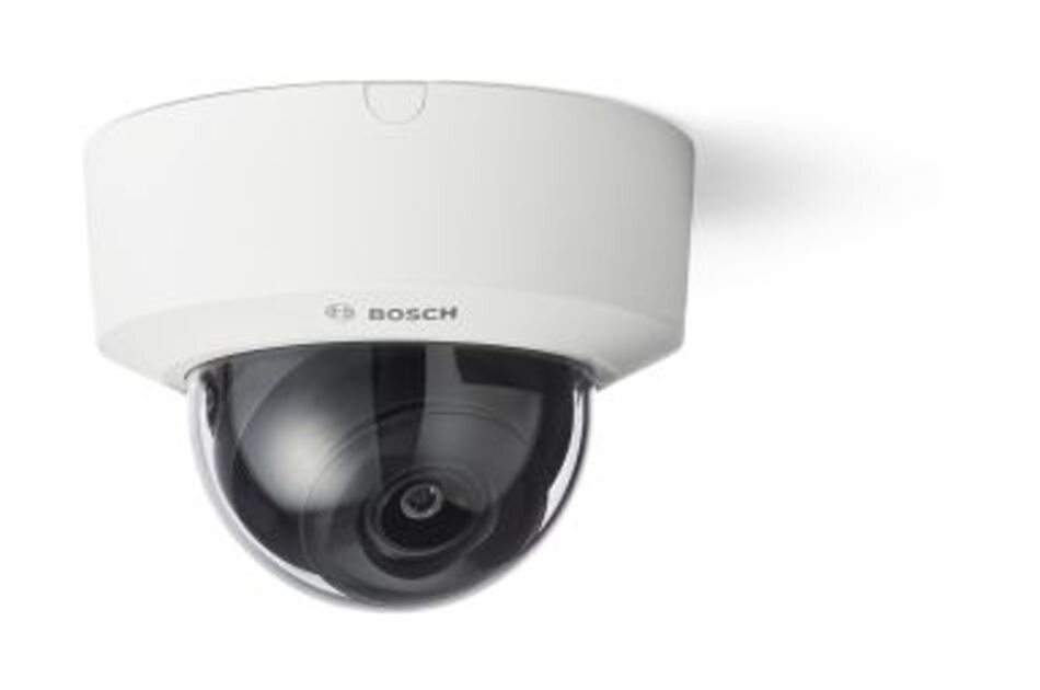 Weiße Überwachungskamera von Bosch mit abgerundeter Kuppel und sichtbar eingebautem Objektiv.