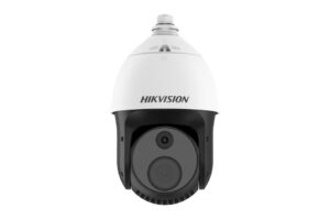 Weiße Überwachungskamera mit der Aufschrift "Hikvision", abgerundetes Design mit zwei sichtbaren Linsen.