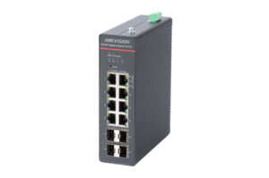 Industrieller PoE-Switch von Hikvision mit mehreren Ethernet-Ports an der Vorderseite.
