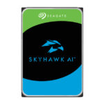 Festplatte mit Seagate-Logo und SkyHawk AI-Design, schwarzer Hintergrund mit grünem und blauem Rand.