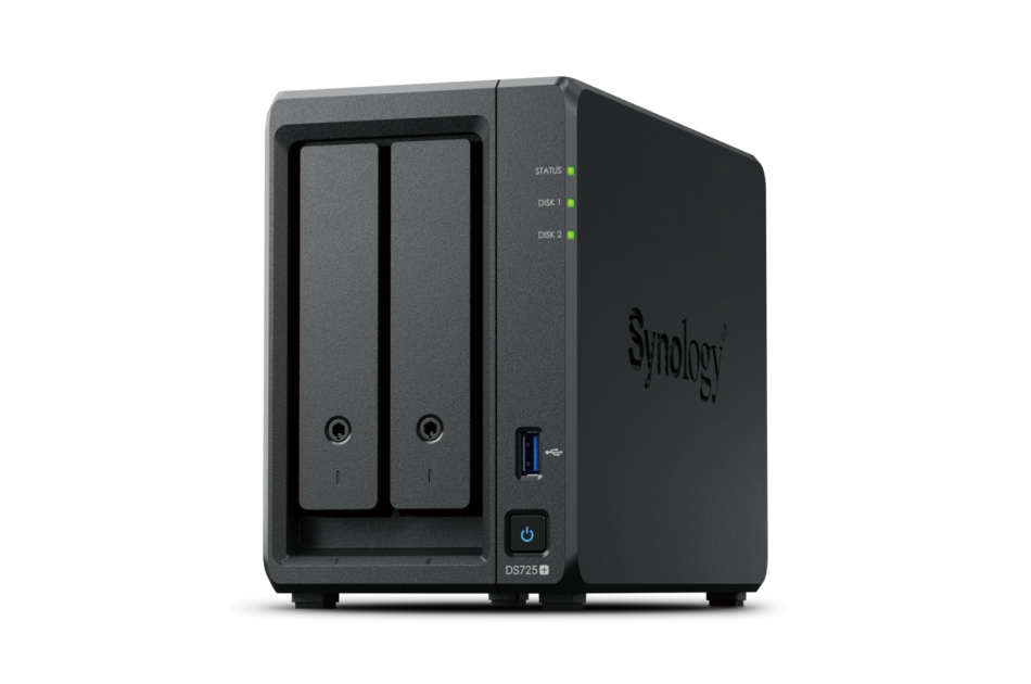 Externe Synology-Festplatte mit zwei Einschüben und mehreren Anzeigenleuchten auf schwarzem Gehäuse.