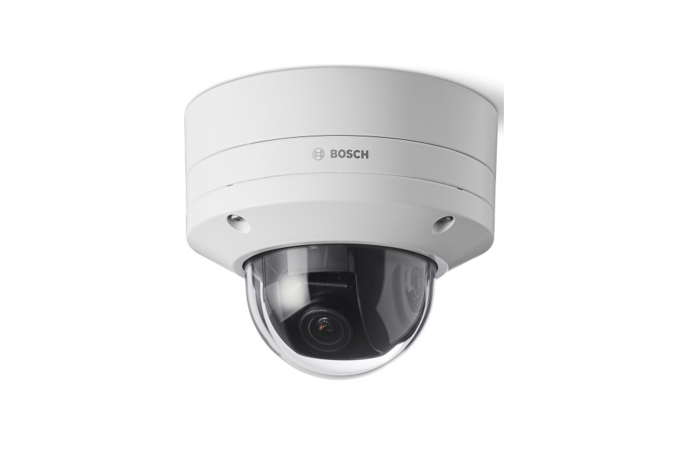 Weiße Bosch Überwachungskamera mit Kuppelgehäuse an der Decke montiert.
