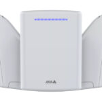 Ein weißes elektronisches Gerät mit einem blauen LED-Streifen und dem Axis-Logo darunter.