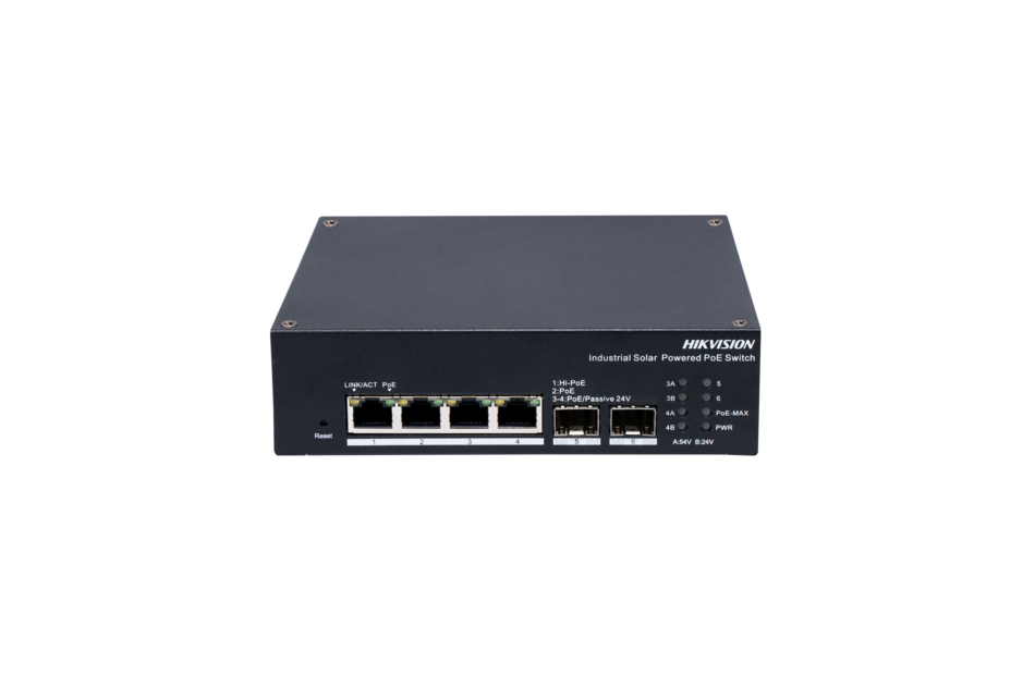 Ein schwarzer, industrieller Solar-PoE-Switch mit mehreren Ethernet-Ports und einer klaren Markenbeschriftung.