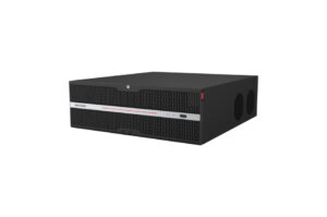 Schwarzes DVR-Gerät mit Lüftungsgittern und rotem Streifen auf der Vorderseite, seitliche Lüftungsöffnungen sichtbar.