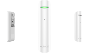 Weißer Sicherheitsmelder mit grünem Lichtindikator und "AJAX"-Logo, Seiten- und Rückansicht sichtbar.