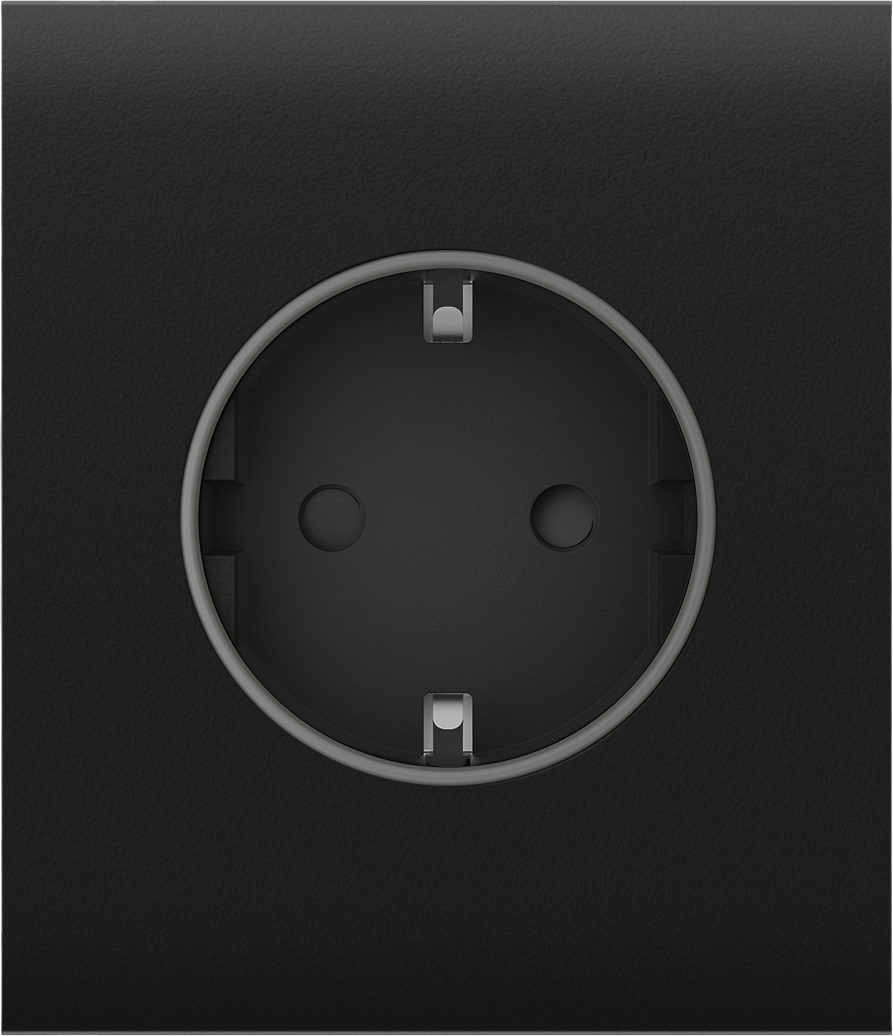 Schwarze Steckdose mit zwei Stecklöchern und Schutzkontakt in Nahaufnahme.