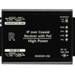 Schwarzes IP-over-Coaxial-Empfangsgerät mit Beschriftungen für PoC, High Power und diverse Anschlüsse.