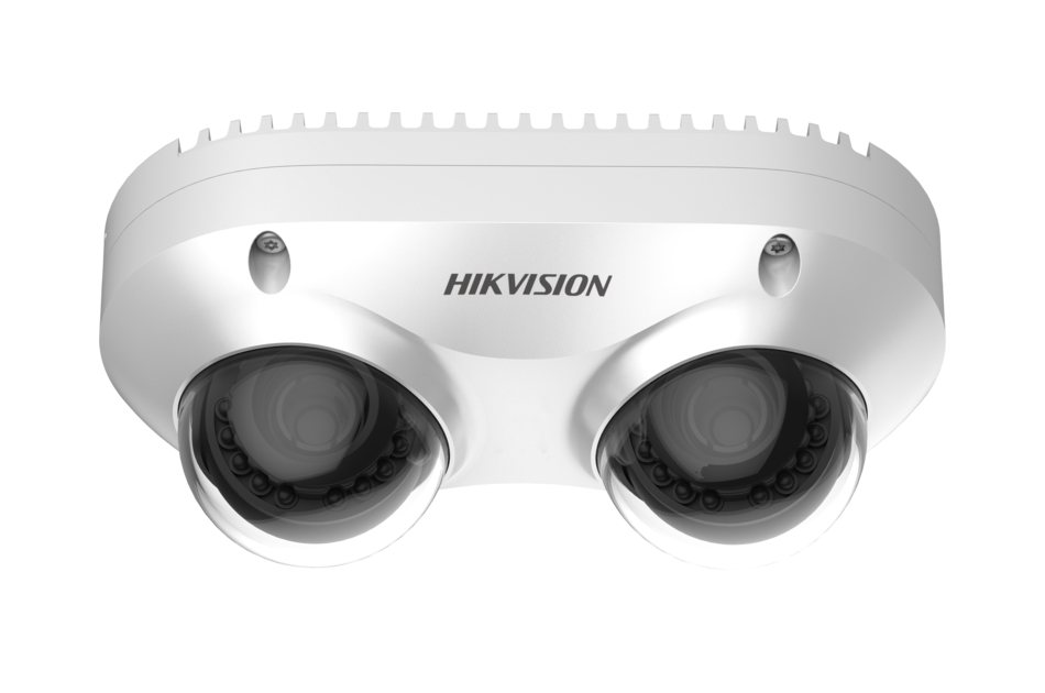 Weiße Überwachungskamera mit zwei Linsen und der Aufschrift "Hikvision" auf der Vorderseite.