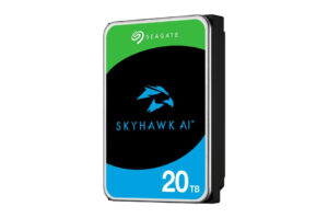 Seagate SkyHawk AI Festplatte mit 20 TB Kapazität, grünes und blaues Etikett mit Adlerlogo.