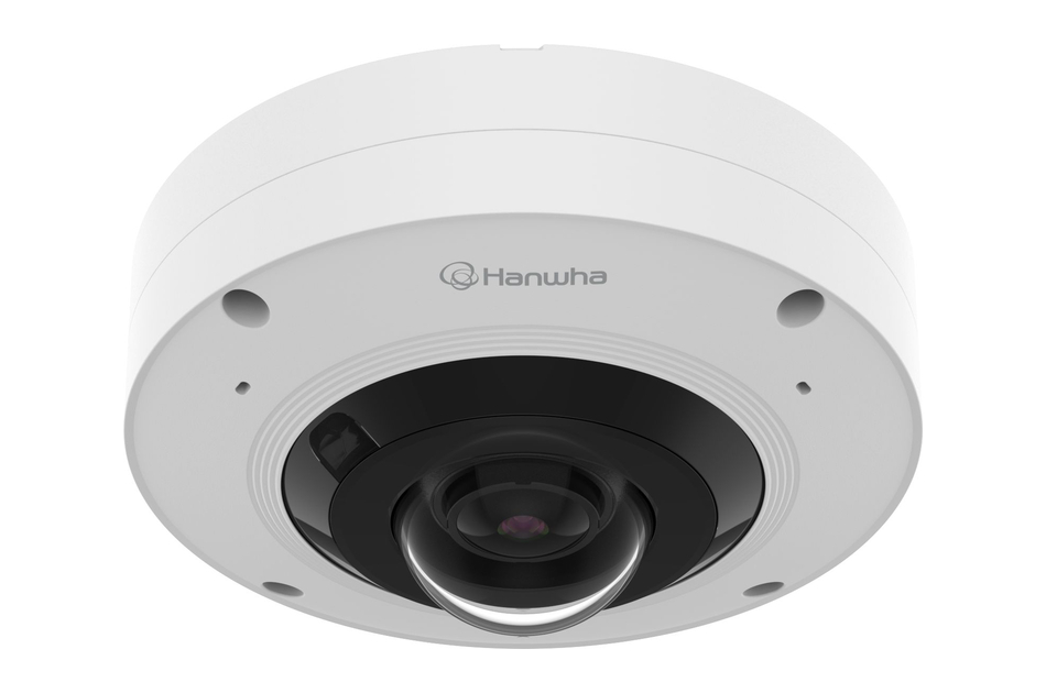 Weiße Sicherheitskamera von Hanwha mit kreisförmigem Objektiv in der Mitte.