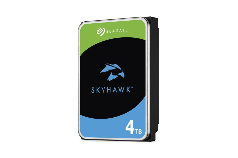 Eine Seagate SkyHawk-Festplatte mit 4 TB Speicherkapazität, in grün, schwarz und blau gestaltetes Etikett.