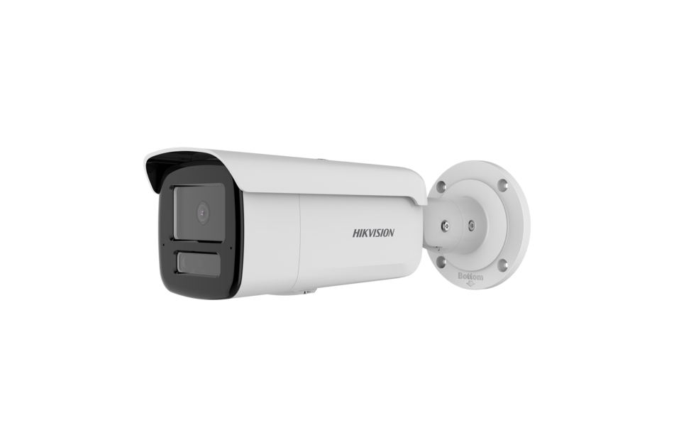Weiße Sicherheitskamera von Hikvision, an der Wand montiert.