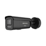 Überwachungskamera von Hikvision mit rechteckigem Gehäuse und montierbarem Arm.