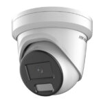 Weiße Hikvision-Dome-Überwachungskamera mit sichtbarem Objektiv und integrierter Beleuchtung