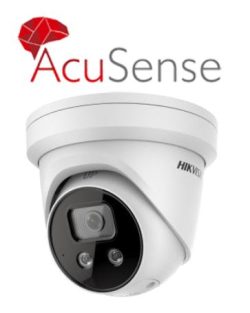 Weiße Sicherheitskamera mit der Aufschrift "Hikvision" und dem AcuSense-Logo oben.