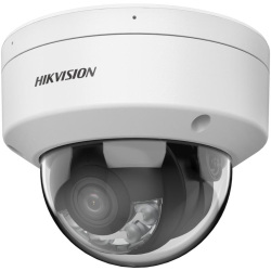 Eine weiße Überwachungskamera der Marke Hikvision in einer halbrunden Kuppelbauweise.