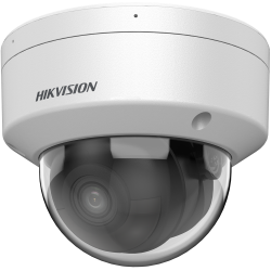 Weiße Überwachungskamera von Hikvision in Kugelform mit klarer Kuppel und sichtbarem Objektiv.