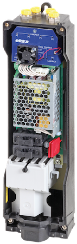 Industriegerät in einem schwarzen Gehäuse mit mehreren elektronischen Komponenten, darunter Platinen, Kabel und ein Netzteil, sichtbar auf der geöffneten Seite.
