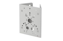 Metallplatte mit verschiedenen Bohrungen und Markierungen zur technischen Montage.