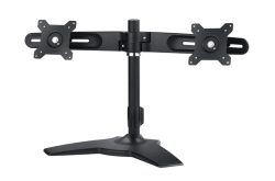 Zweiarmiger Monitorständer aus Metall mit V-förmigem Fuß und verstellbaren Halterungen.