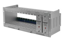 Gehäuse für elektronische Karten mit zwei eingebauten Netzteileinheiten von Comnet.
