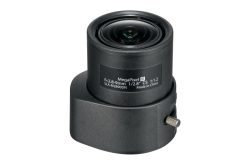 Eine schwarze Megapixel-IR-Kameraobjektiv mit einstellbarem Mechanismus und Beschriftung "f=2.8-9mm 1/2.8''".