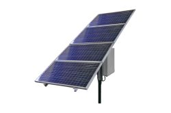 Solarpaneel aus vier rechteckigen Modulen, schräg montiert auf einem Metallrahmen.