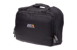 Schwarze Umhängetasche mit dem Logo von Axis Communications auf der Vorderseite und mehreren Reißverschlüssen.
