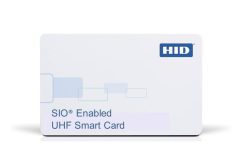 Eine weiße UHF-Smartcard mit HID-Logo und der Aufschrift "SIO Enabled".
