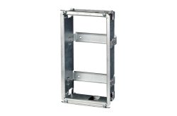 Stahlrahmen für Gebäudetechnik, rechteckige Form mit Befestigungselementen.